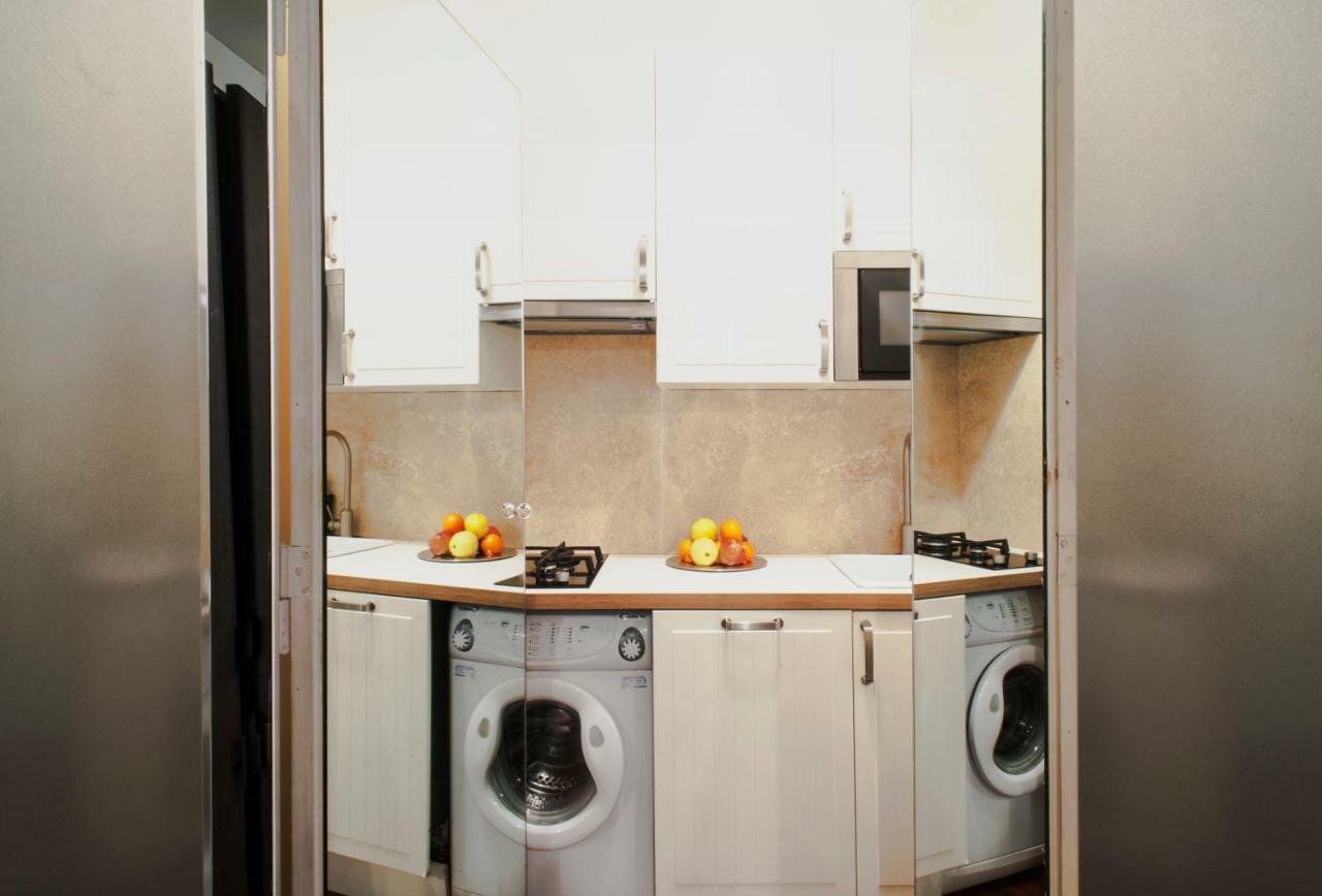 Santa Cecilia Apartment In Via Del Corso 罗马 外观 照片