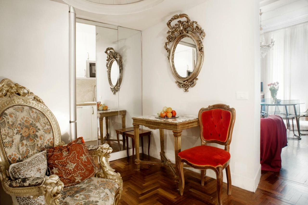 Santa Cecilia Apartment In Via Del Corso 罗马 外观 照片